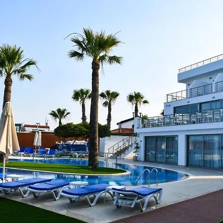 Mimoza Seafront Hotel & Beach 4* Αμμόχωστος