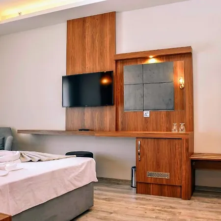 호텔 Mimoza Seafront Hotel & Beach 4*