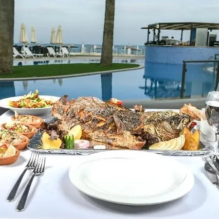 Mimoza Seafront Hotel & Beach Ξενοδοχείο 4*