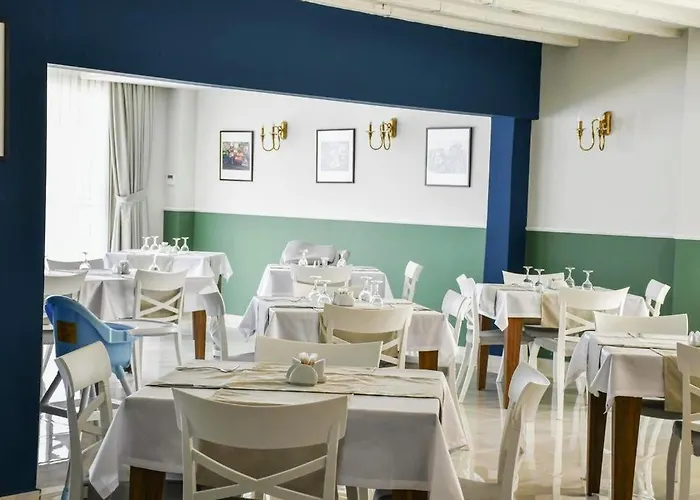 Mimoza Seafront Hotel & Beach Hotell 4*