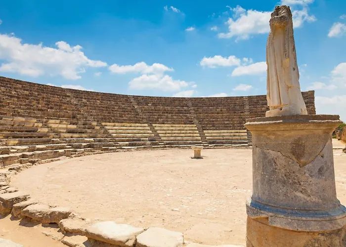 Mimoza Seafront Hotel & Beach Hotell 4*